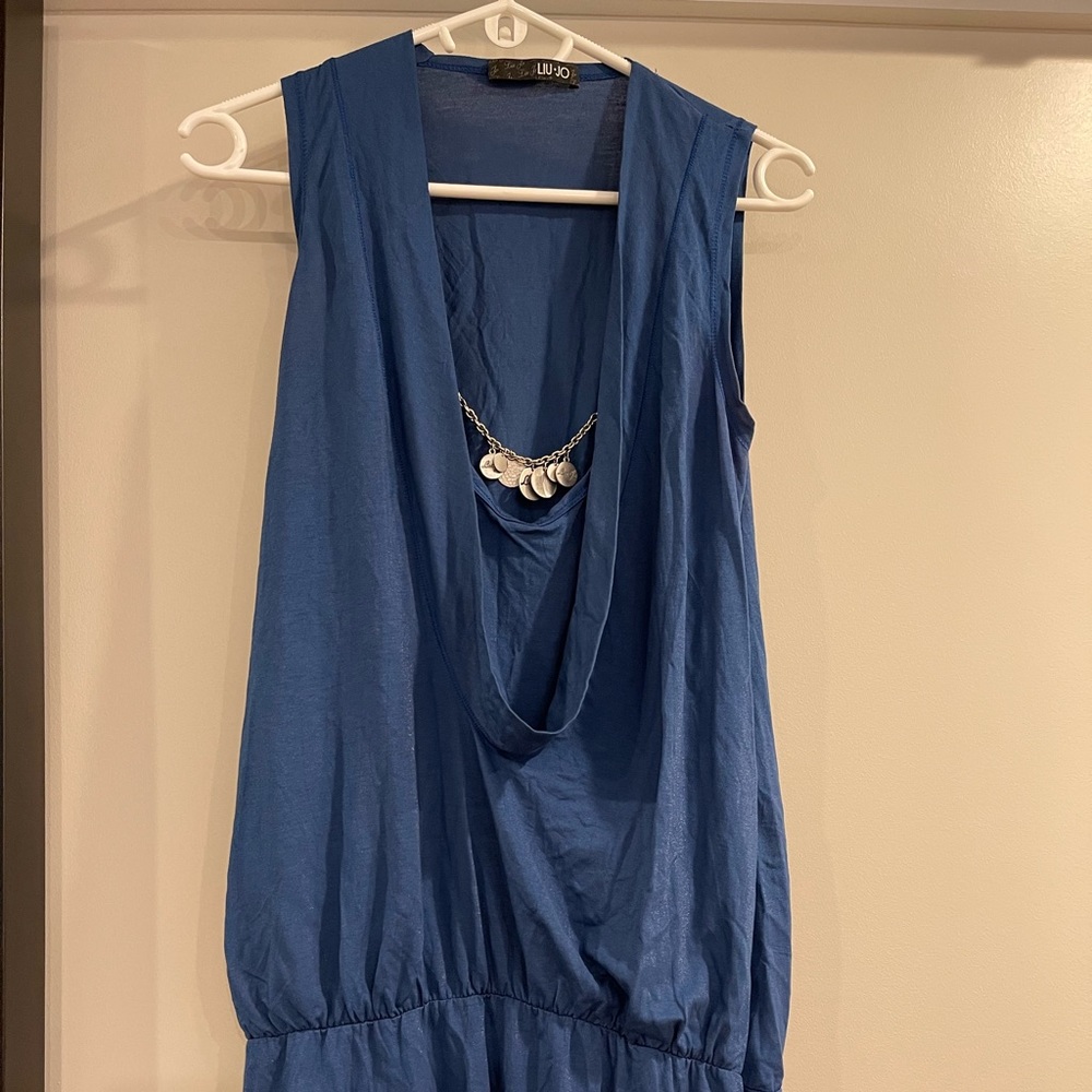 Blue top with metal acc